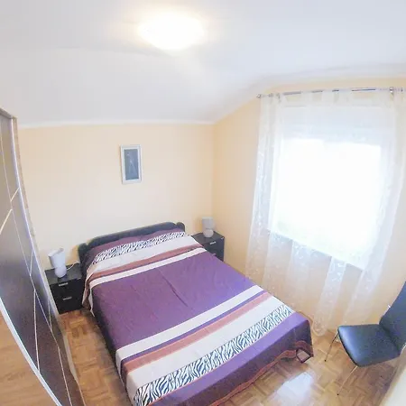 Jana Apartamento *