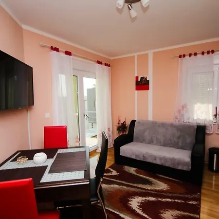 Jana Apartamento